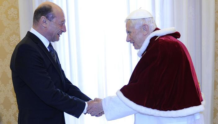 Traian Basescu, dupa intalnirea cu Papa: "Am avut in fata un om cu o forta morala extraordinara"