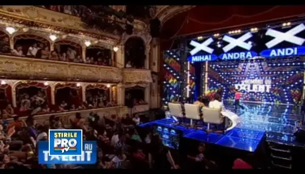 Momentul in care Lenuta a incercat sa-l sarute pe Mihai Petre, la Romanii au talent. VIDEO