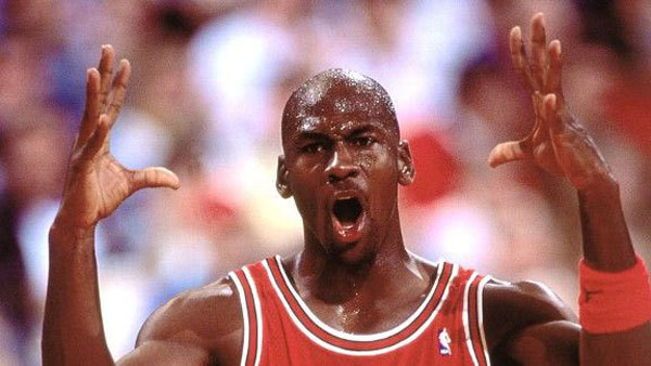 Michael Jordan implineste astazi 50 de ani: Povestea celui mai bun jucator din istoria baschetului: