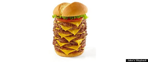 Cea mai mare bomba calorica de pe meniul unui fast food din SUA. Cum arata burgerul de 5100 calorii