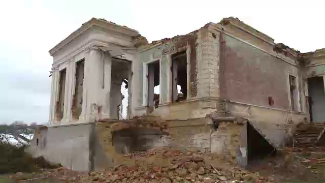 Comorile distruse ale Romaniei. In ce stare au ajuns castelele si conacele vechi de 400 de ani