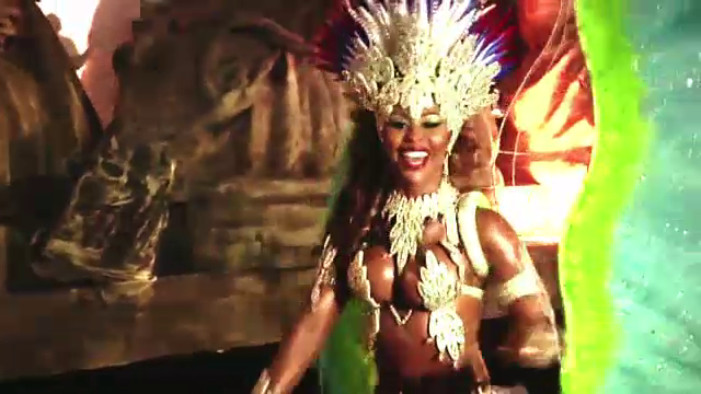 Spectacol incendiar oferit de cele mai frumoase si talentate dansatoare de samba, la Rio