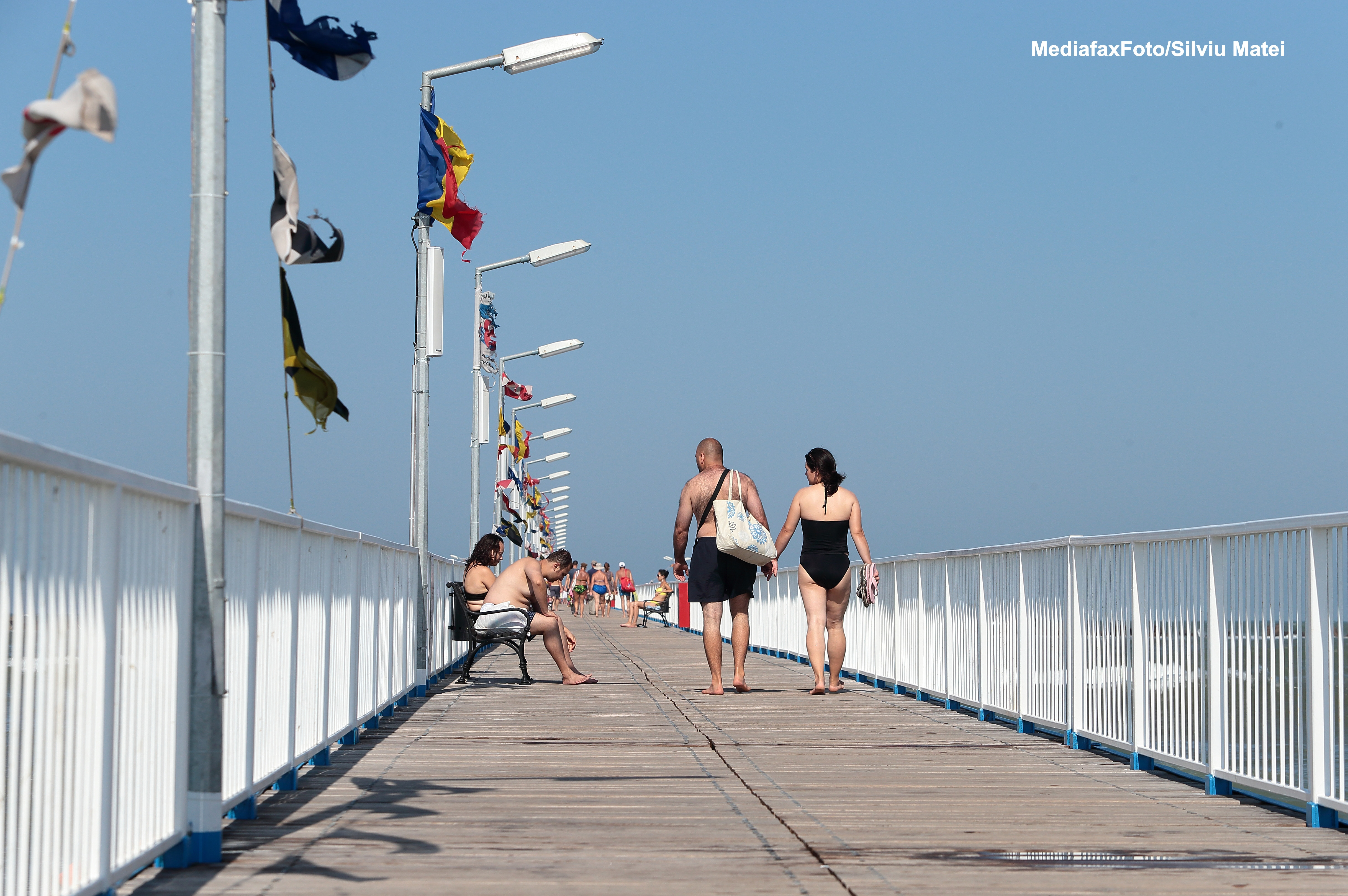 Bugetarii ar putea avea in acest an mai multe zile libere. Vacanta de 6 zile propusa pentru Paste