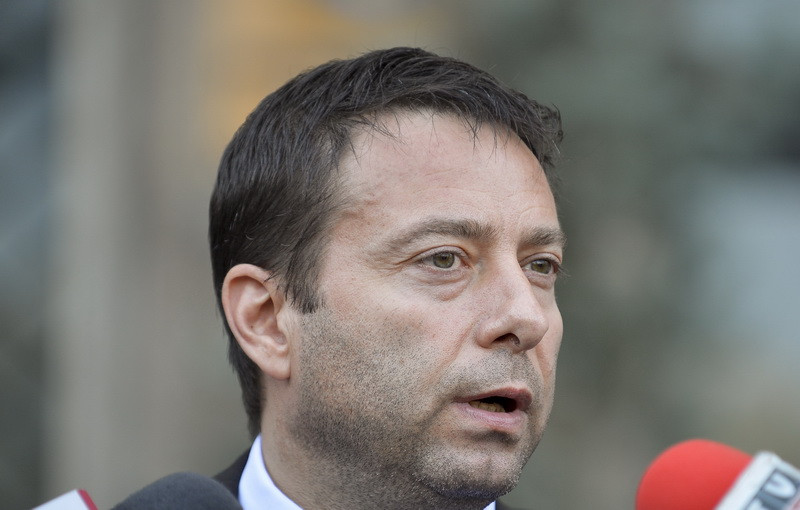 Secretarul de stat din MT Valentin Preda, demis de Victor Ponta, dupa ce a fost ridicat de DNA