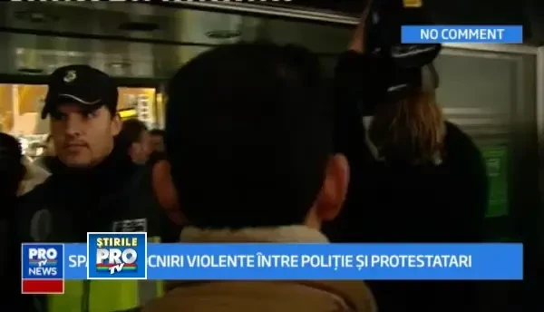 Confruntari violente intre grevisti ai companiei Iberia si politie, pe aeroportul din Madrid