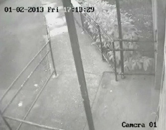 "Am filmat o fantoma reala".Imagini desprinse din alta lume,in fata unui centru comunitar din Londra