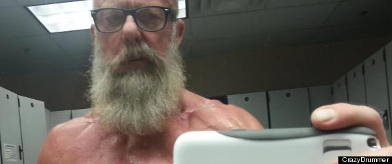 Cum arata un culturist la 60 de ani. Fotografia vazuta de 750.000 de oameni in cateva ore