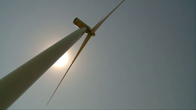 Cum a ajuns energia verde sa ne incarce facturile la curent. In 7 ani vom plati de doua ori mai mult