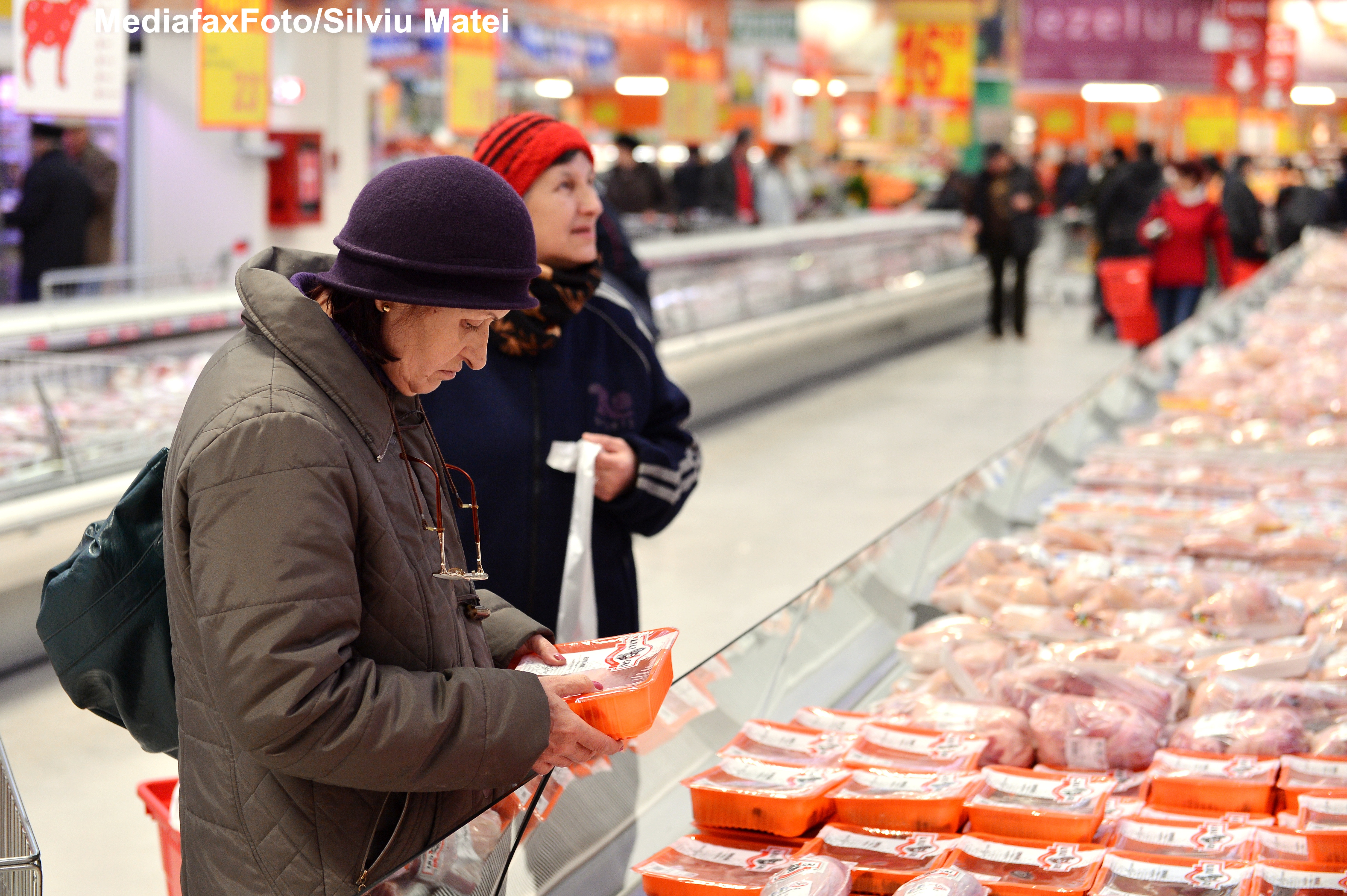 Cautau calul etichetat drept vita, dar au ramas fara replica. Ce-au gasit in placinta cu carne