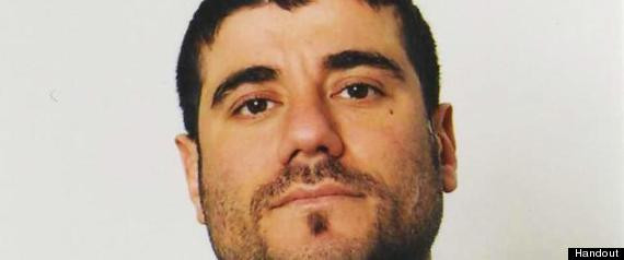 A mers la o sectie de politie pentru a se preda. Raspunsul primit l-a lasat insa fara cuvinte