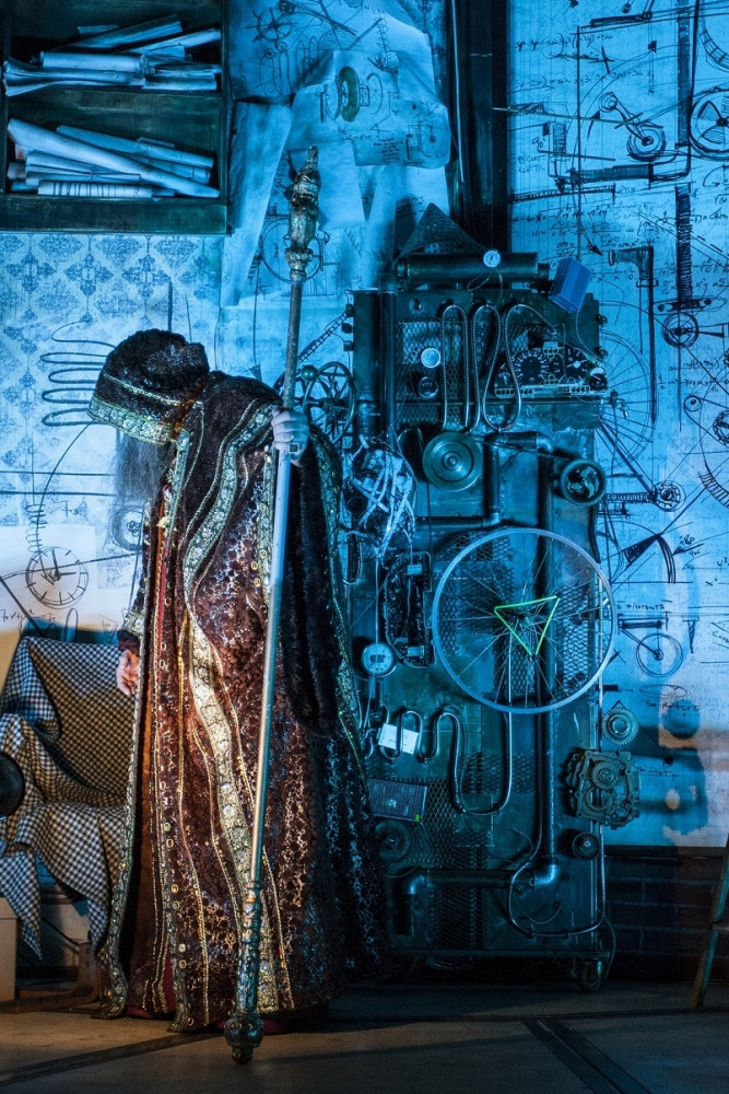 Ţarul Ivan &icirc;şi schimbă meseria