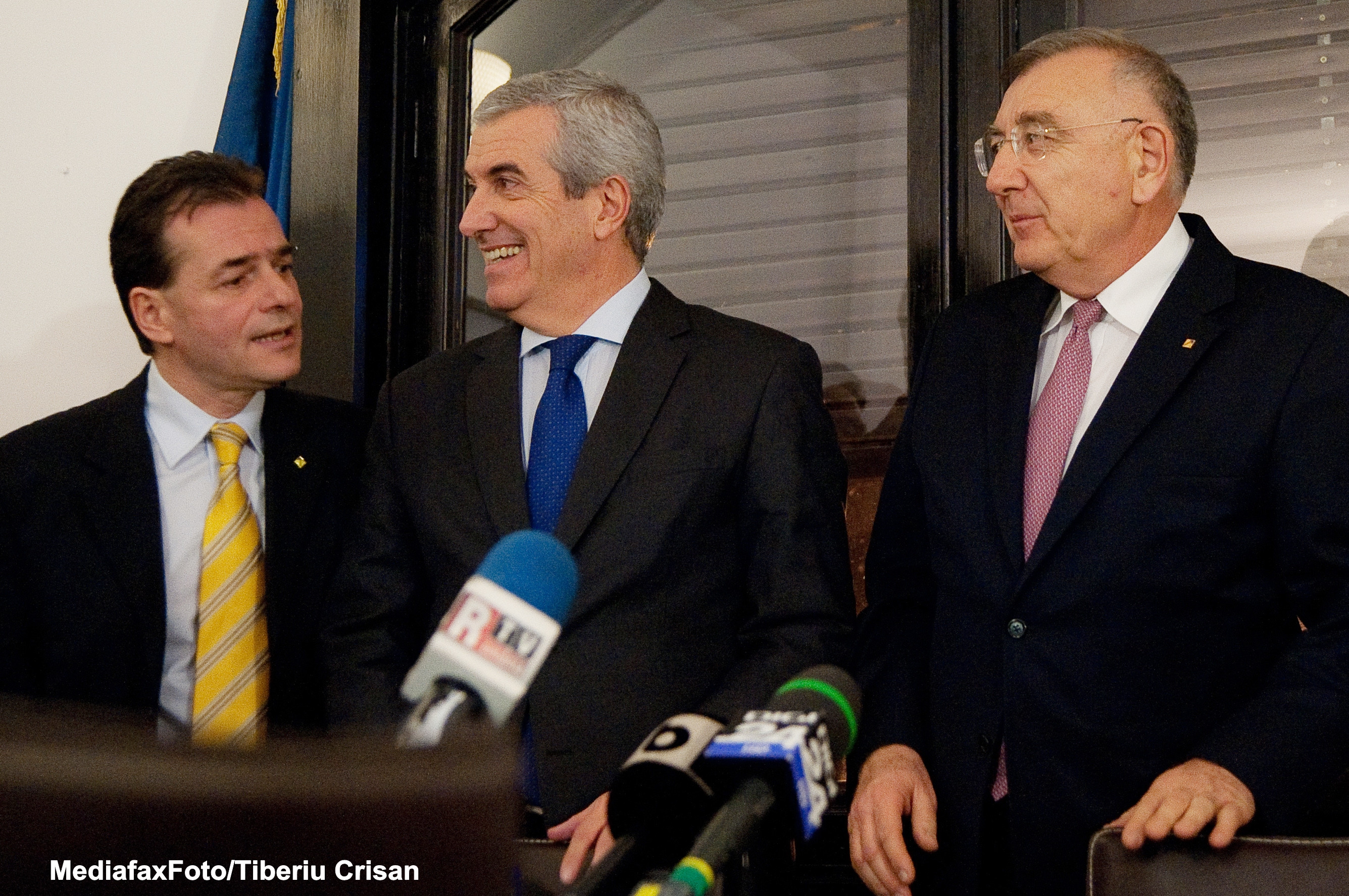 Andrei Chiliman lanseaza Initiativa Romania Liberala. MRU si Sever Voinescu participa la eveniment