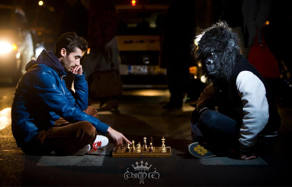 “De la zei, la cimpanzei”, via Timisoara. Rapperul Chimie va canta diseara in orasul de pe Bega