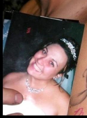 A vrut sa isi faca un tatuaj cu chipul fostei sotii, insa rezultatul final a fost dezamagitor. FOTO