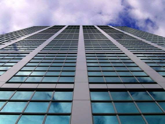 Metoda japonezilor de pune la pamant zgarie-norii, fara zgomot sau pic de praf