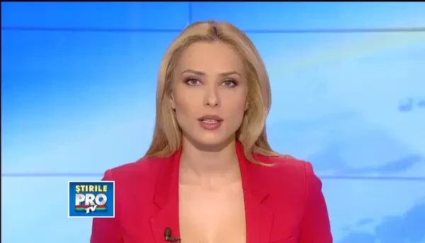 Elena Basescu: Sunt insarcinata in 7 saptamani. Imi doresc sarcina usoara si un bebelus sanatos