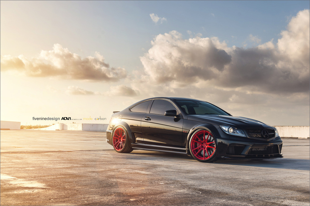 Mercedes C63 AMG Black Series - 3