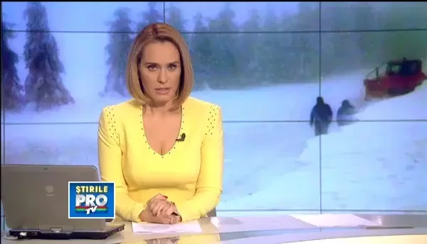 FOTO. Zeci de turisti, evacuati de salvamontisti, dupa ce au ramas blocati pe Muntele Semenic