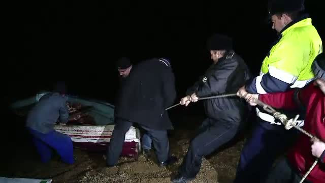 Medici veterinari: Cele 922 de kilograme de carne descoperite in lacul Tarnita ar fi de cal