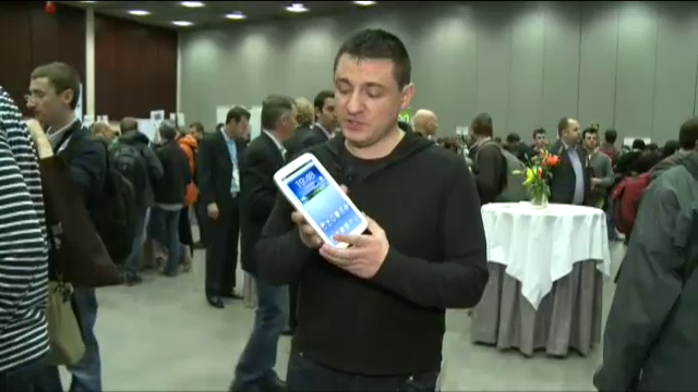 Galaxy Note 8, phablet-ul care iti incape in buzunarul de la spate, lansat la MWC 2013