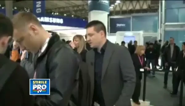 LG Optimus L5 II, la MWC 2013: Functional, accesibil, performant, atragator