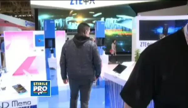 MWC 2013. Chinezii au un concurent serios pe piata tabletelor cu Windows 8: ZTE V98