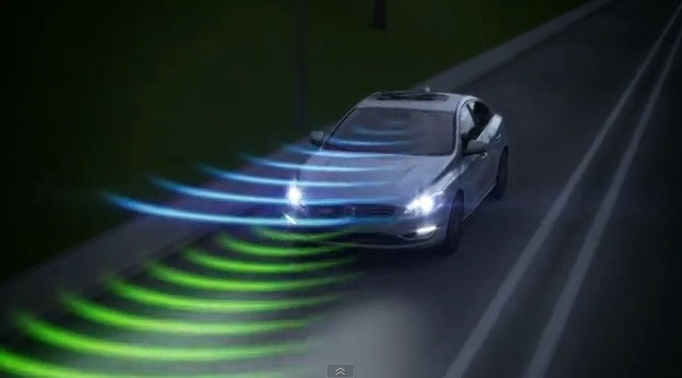 Dupa cel mai avansat sistem de franare din lume, VOLVO aduce o inovatie care va revolutiona condusul pe timp de noapte: VIDEO