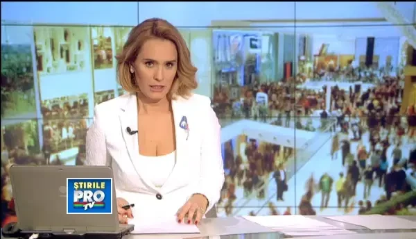 Alerta cu bomba intr-un centru comercial din Timisoara. Intreaga cladire a fost evacuata