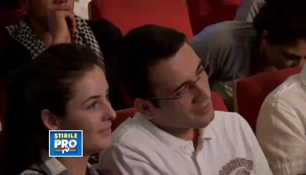 Mihai Stefan,baiatul cu 1000 de fete.Cum i-a imitat pe Piersic si Becali la Romanii au talent. VIDEO