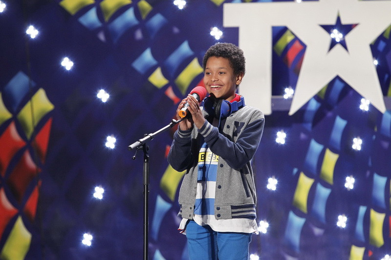 Aproape 7 milioane de romani au fost vineri seara alaturi de eroii de la "Romanii au talent"