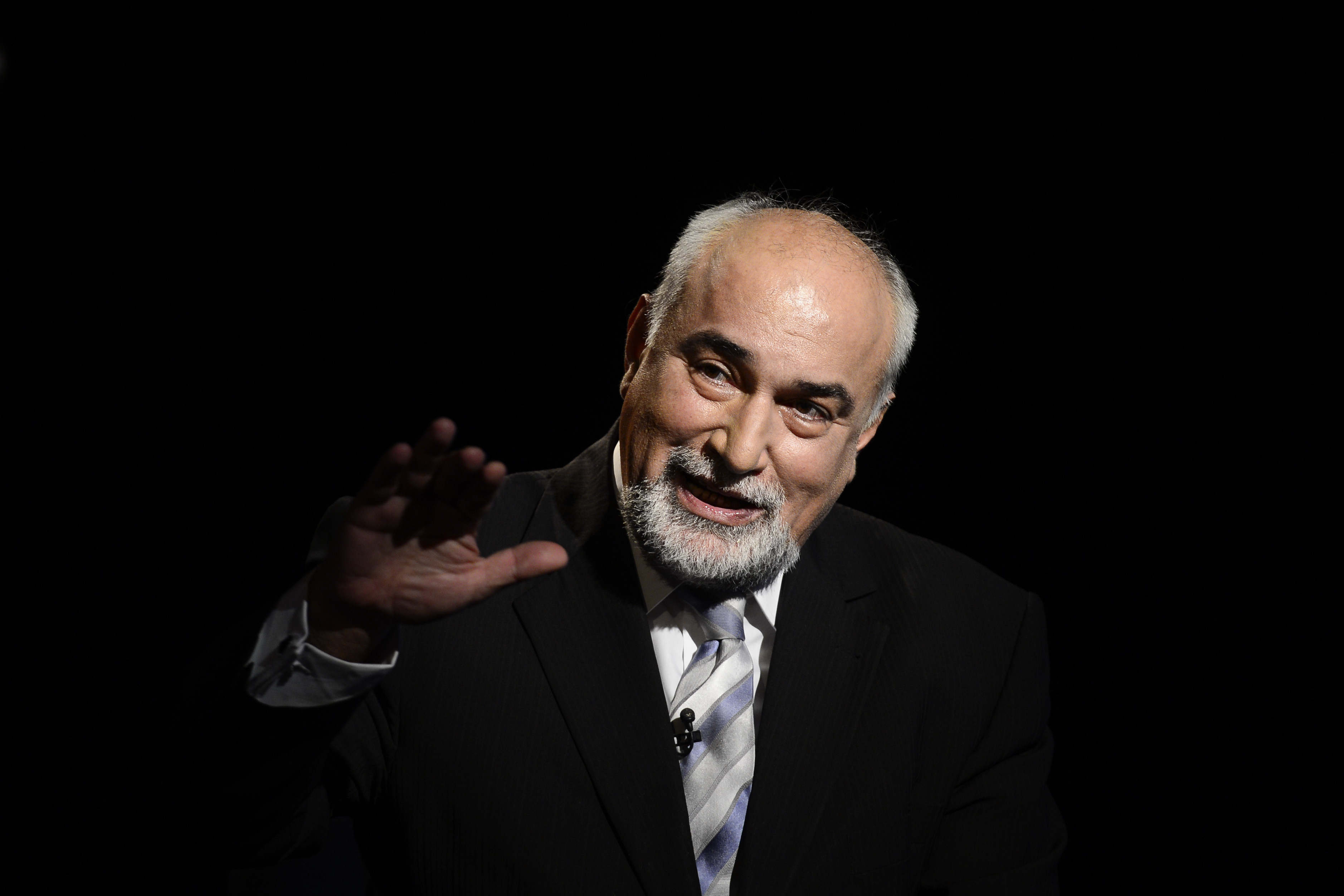 Senatorul PNL Varujan Vosganian a fost propus de Uniunea Scriitorilor din Armenia pentru premiul Nobel pentru literatura