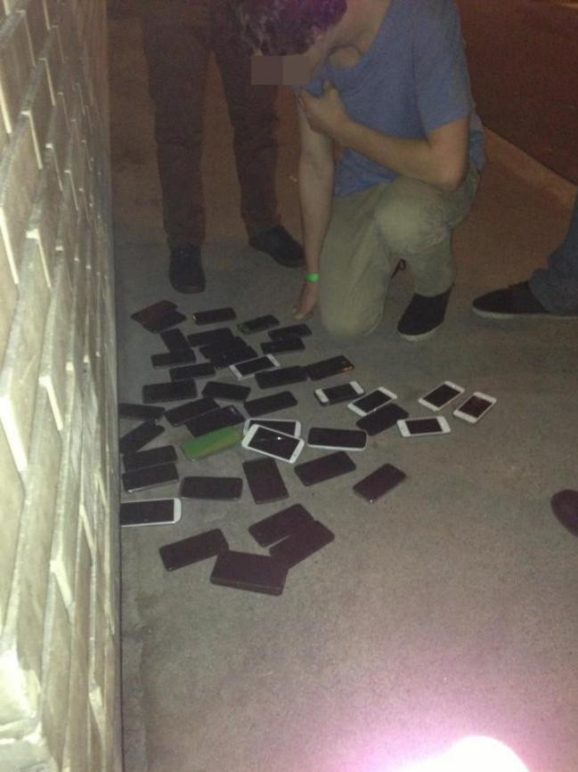 Roman arestat in Zurich dupa ce a furat 49 de telefoane in club, pe care le-a ascuns in pantaloni