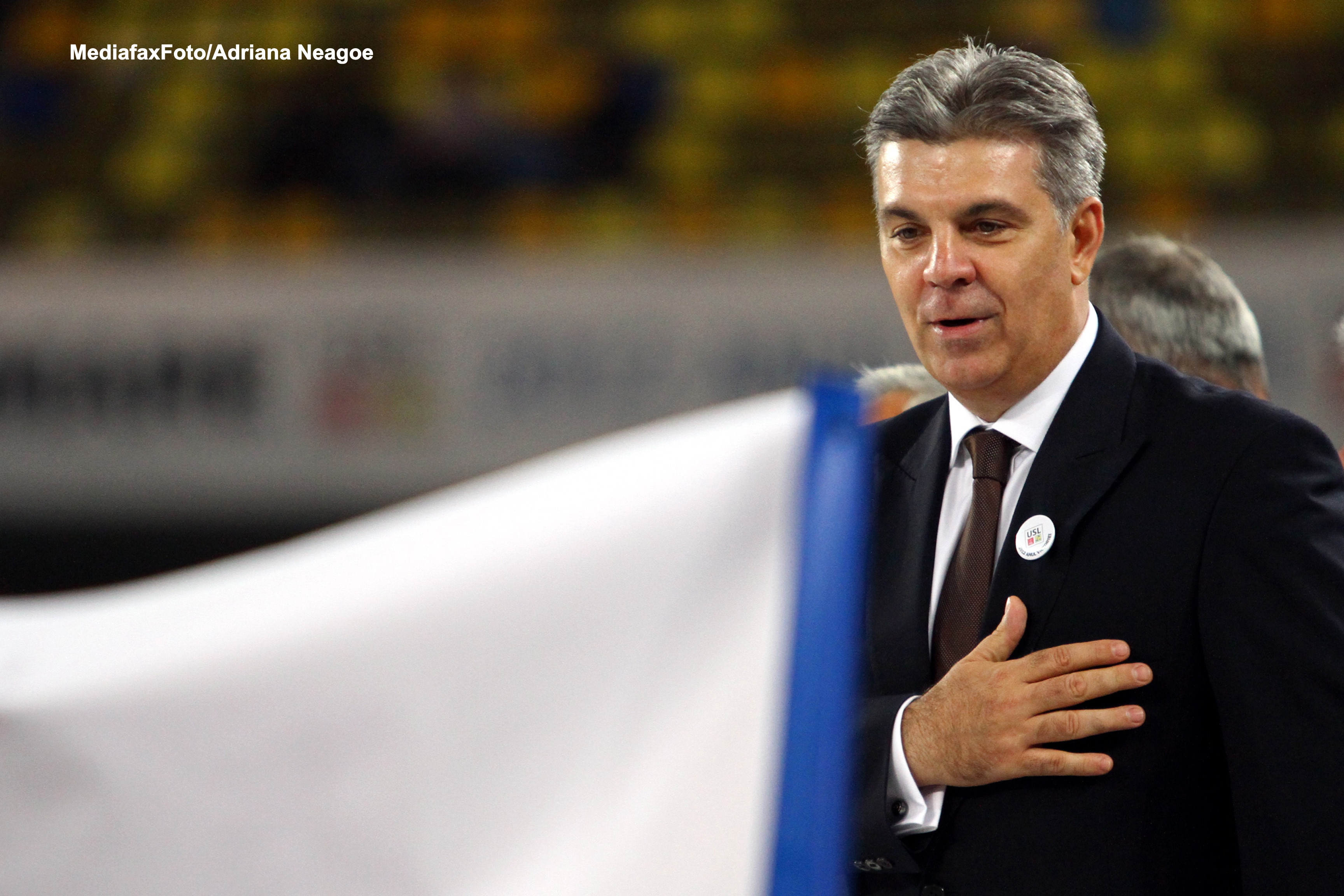 Valeriu Zgonea il roaga pe Victor Ponta sa nu demisioneze din fruntea PSD. Motivul are legatura cu prezidentialele