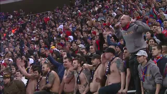 Biletele la Chelsea-Steaua, greu de cumparat. "Nu ne primesc pentru ca suntem romani"