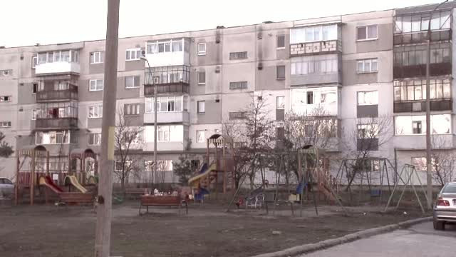 Un avocat da in judecata preotii si arhiepiscopul Argesului pentru ca nu l-au scapat de demoni