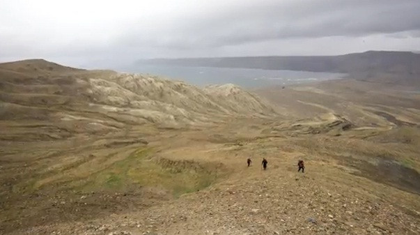VIDEO. Descoperire neasteptata intr-o insula din Oceanul Arctic. Fosila care i-a uimit pe savanti