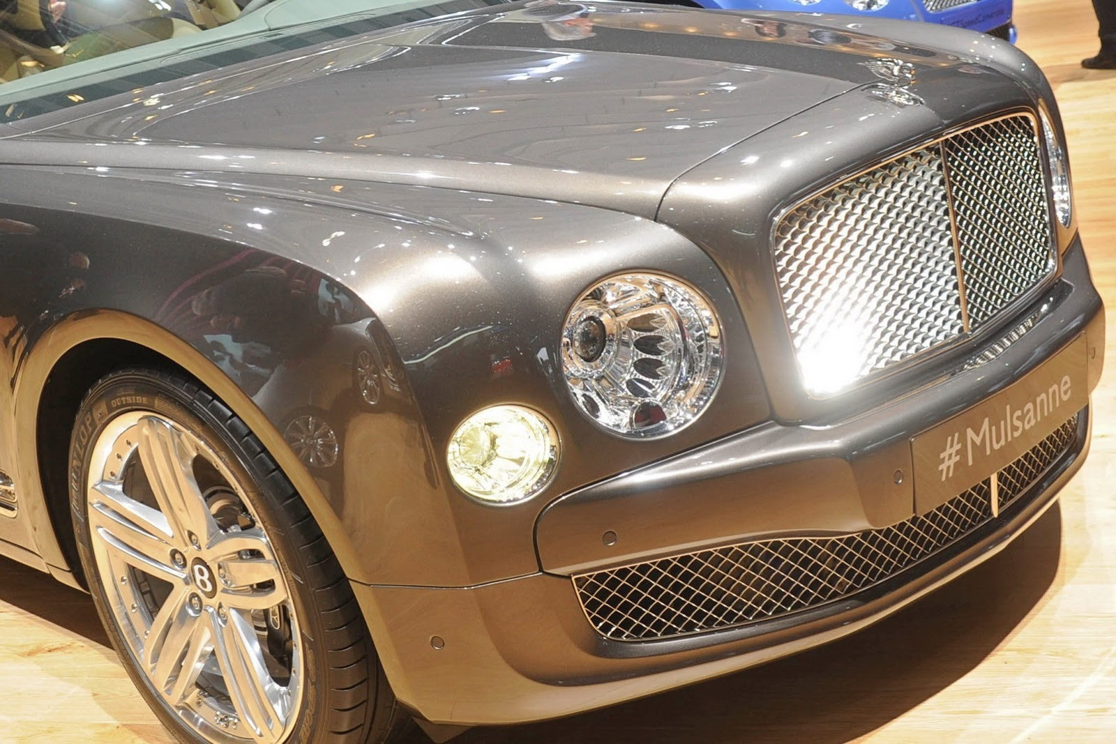 Bentley Geneva 2013 - 15