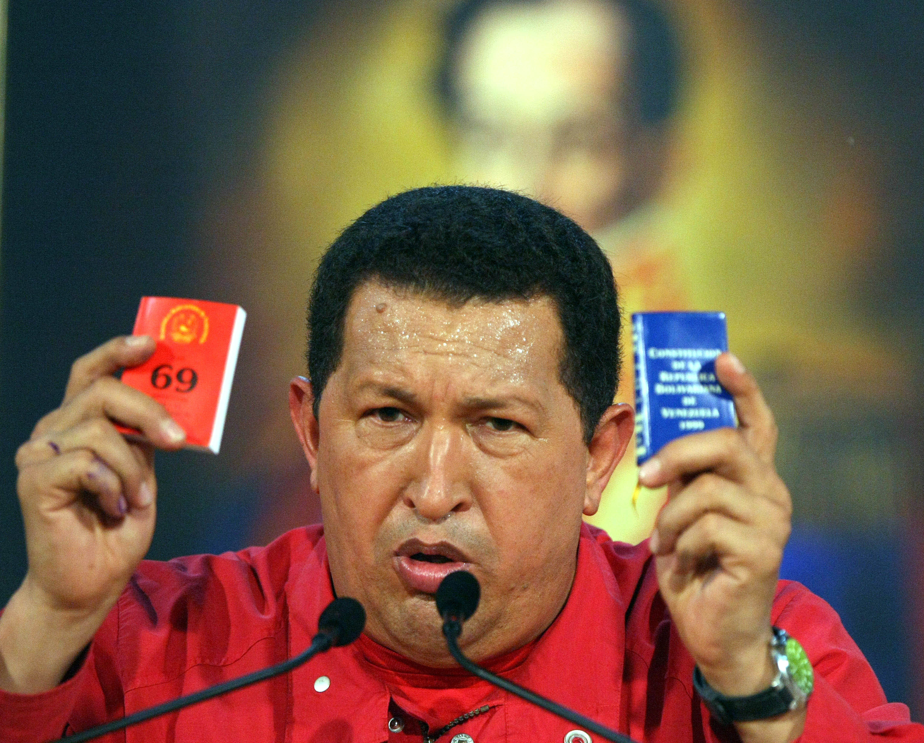 Ultimele cuvinte ale lui Hugo Chavez: sute de mii de oameni au condus sicriul sau in Venezuela