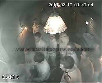 Doi politisti au fost batuti de bodyguarzi intr-un club din Piata Unirii, la Timisoara