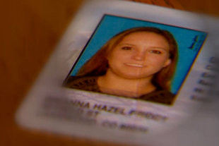 Ce a descoperit o chelnerita in carnetul de sofer al unei cliente: Tremuram din toate incheieturile