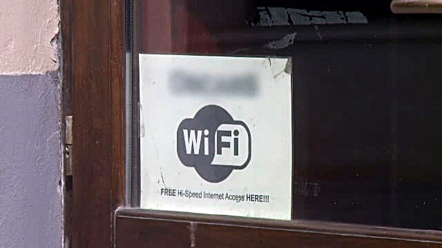 iLikeIT. Experiment George Buhnici. Cat de vulnerabile sunt retelele Wi-Fi din centrul Bucurestiului