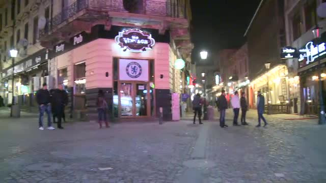 Suporterii englezi, surprinsi placut de Bucuresti. "Este un oras plin de viata". Ce nu le-a placut