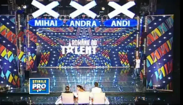 ROMANII AU TALENT. Cosmin Gabor, tanarul care a transformat rasetele in aplauze in cateva secunde