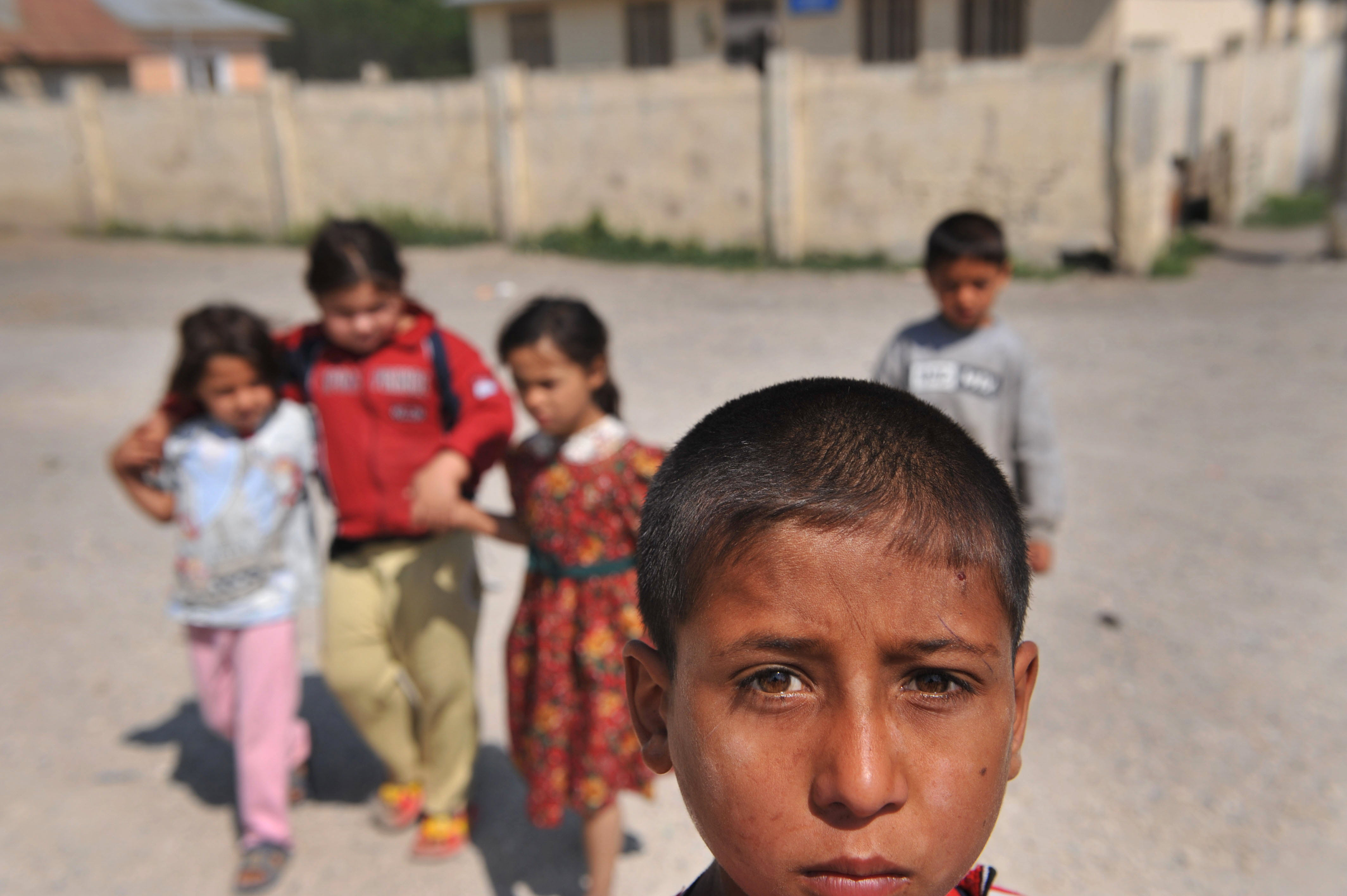 Daily Mail: Tiganii romani ii dau afara din case pe nemti si se pregatesc sa vina in Marea Britanie