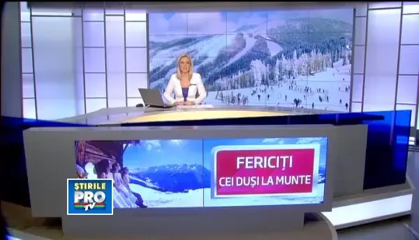 In costum de baie si pe schiuri, 20 de tinere s-au batut pentru titlul de Miss Bikini si 1.000 RON