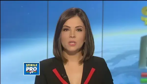 Furios ca sotia vrea sa divorteze, un barbat din Satu Mare, a distrus cu o bata 21 de masini parcate