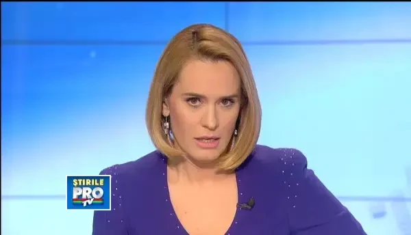 Furios ca sotia vrea sa divorteze, un barbat din Satu Mare, a distrus cu o bata 21 de masini parcate