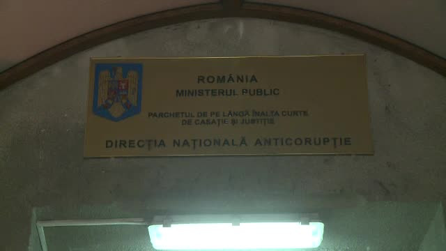 DNA a deschis 21 de dosare privind abuzul in serviciu de la Hidroelectrica, semnalat de Ponta