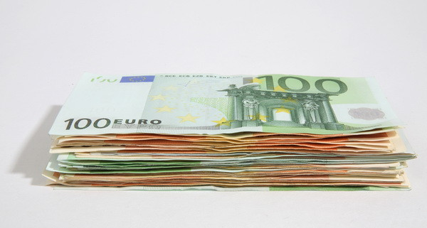 Cel mai bogat stat din lume "cumpara" una dintre cele mai mari puteri ale Europei cu 57 mld. euro