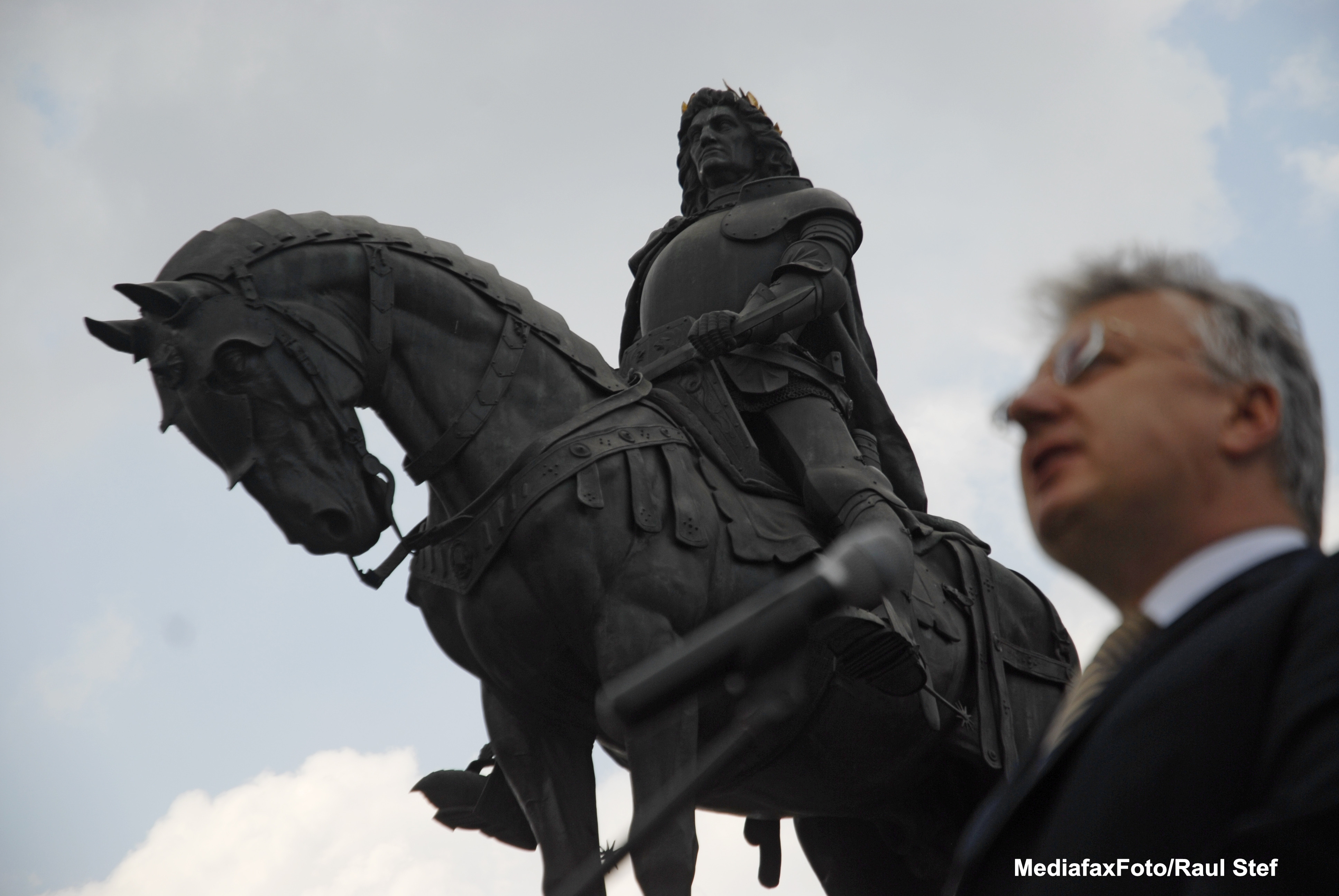 Vicepremierul Ungariei a defilat calare la manifestarile de 15 Martie de la Targu Secuiesc